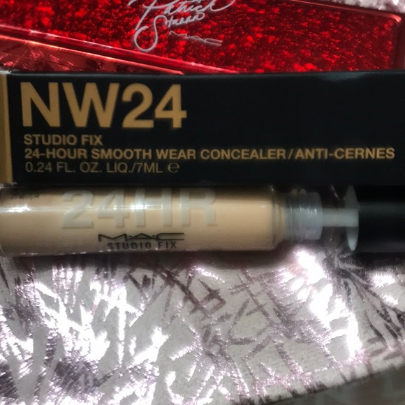 MAC bundle - Picture 2 of 5